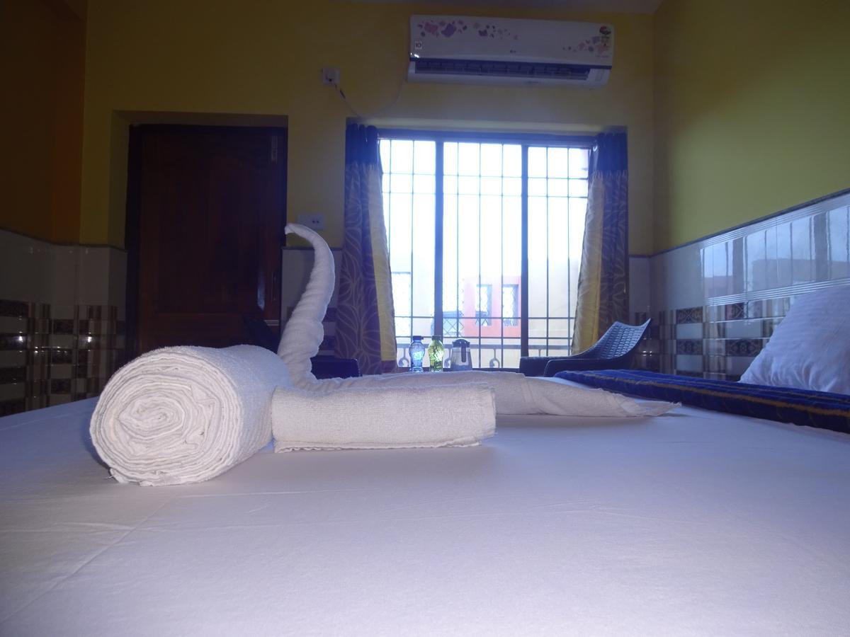 Hotel On Call Puri Laxmi Beach Resort Luaran gambar