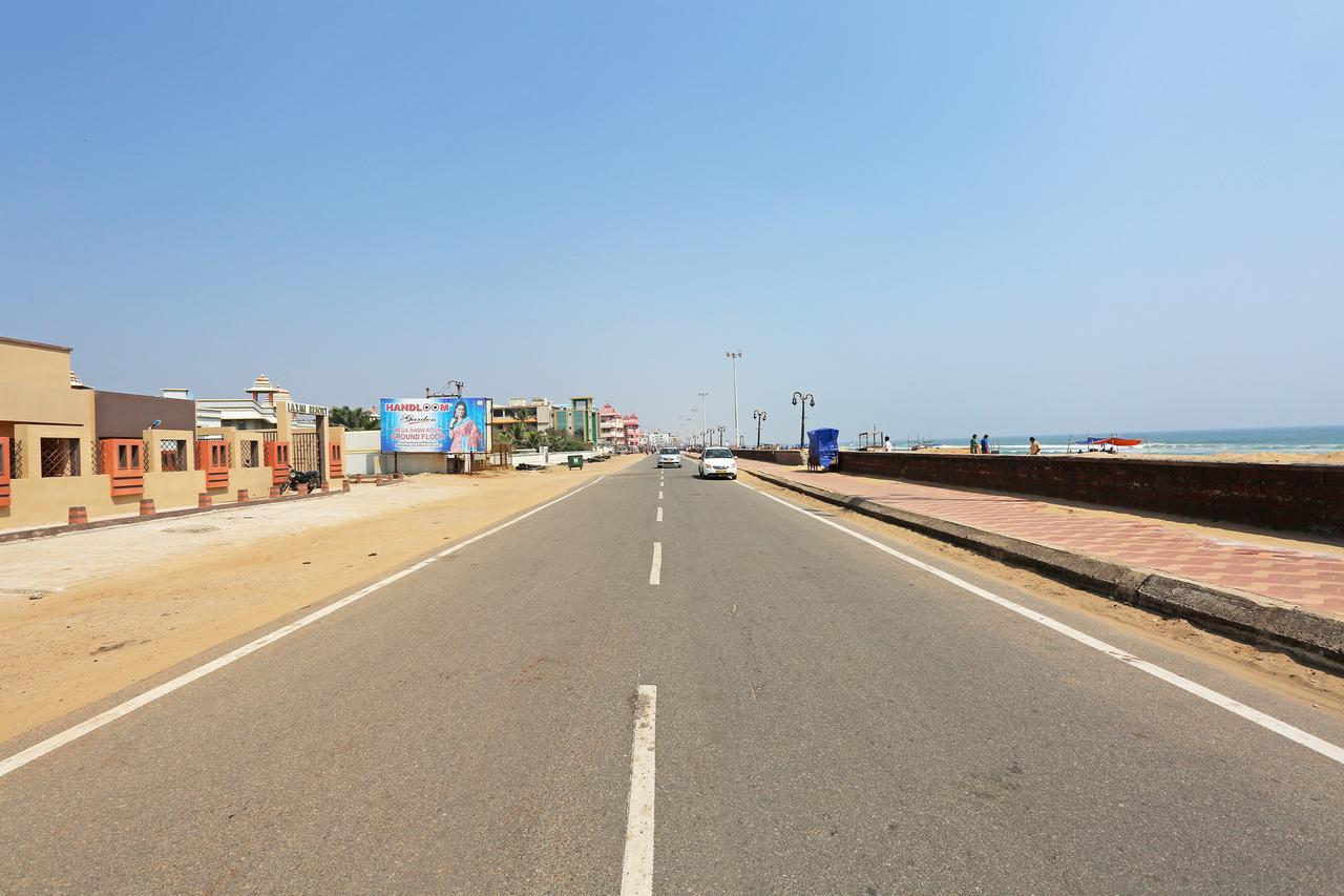 Hotel On Call Puri Laxmi Beach Resort Luaran gambar