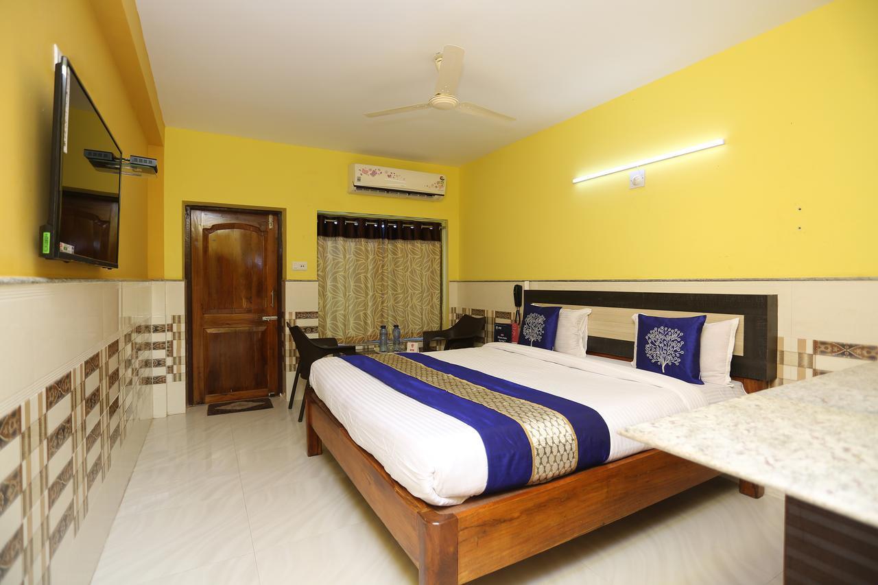 Hotel On Call Puri Laxmi Beach Resort Luaran gambar
